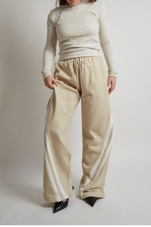 Lichtbeige lange joggingbroek