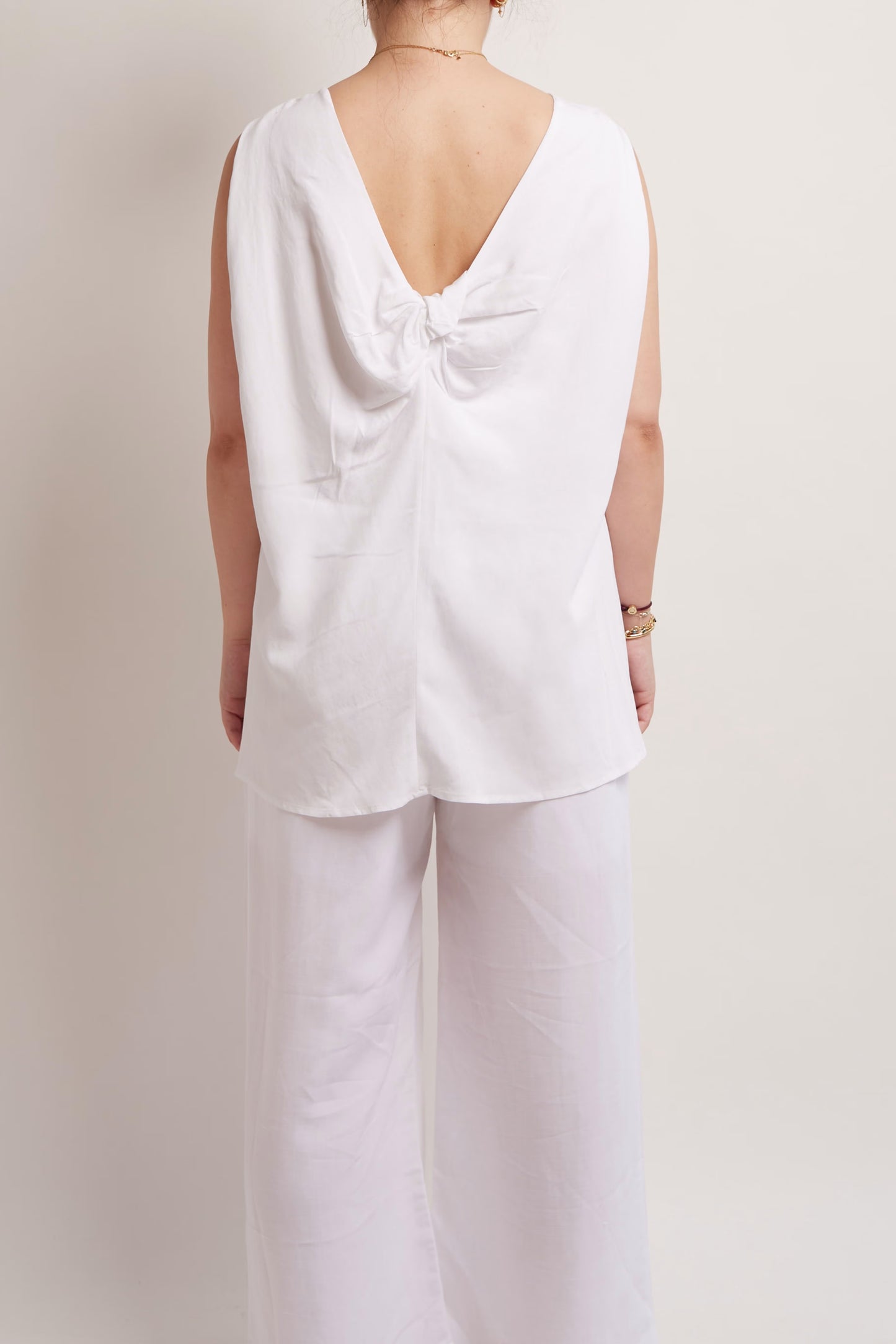 White Loose Top With Bow