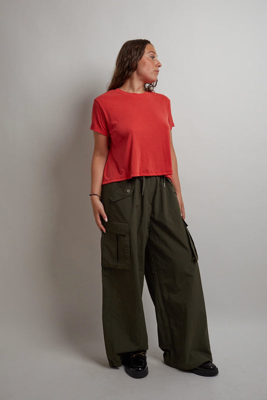 Red Cropped T-Shirt With Split